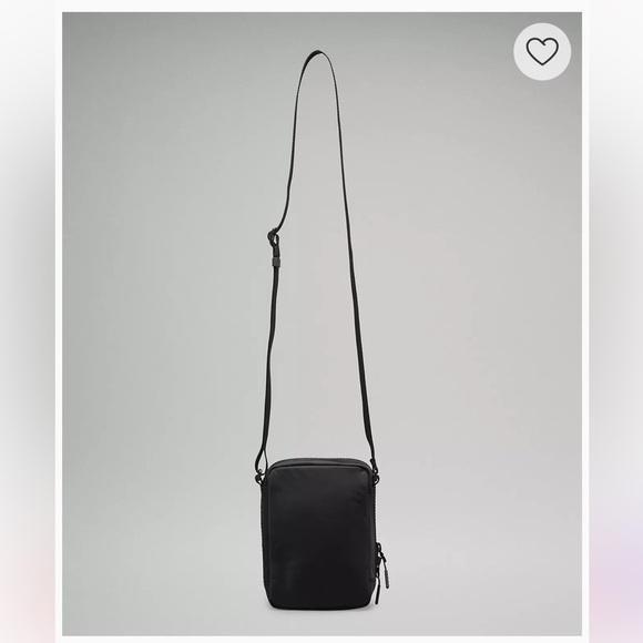 Lululemon Easy Access Crossbody Bag 1.5L, Black- NWT - Picture 5 of 5